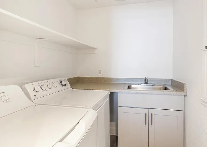 Apartment Landing Incredible Game Tempe