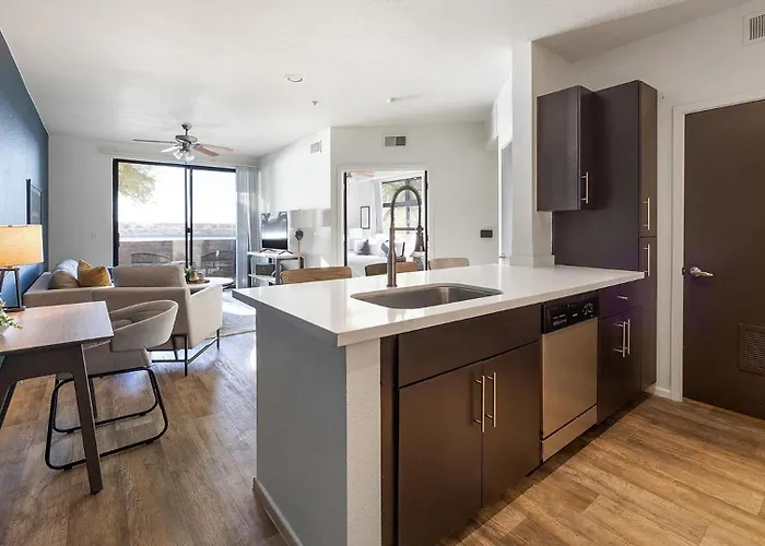 Landing Incredible Game Apartment *
