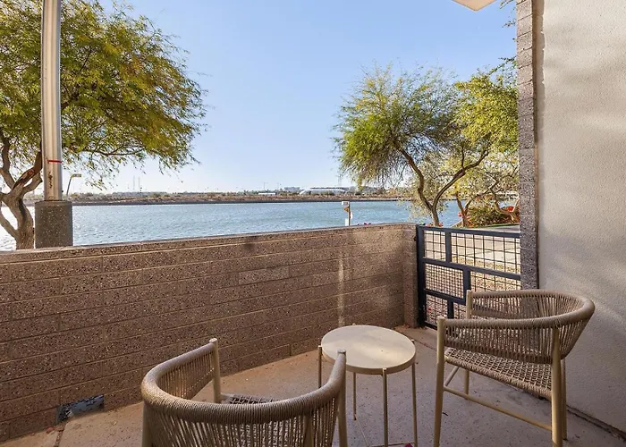 Landing Incredible Game Apartment Tempe
