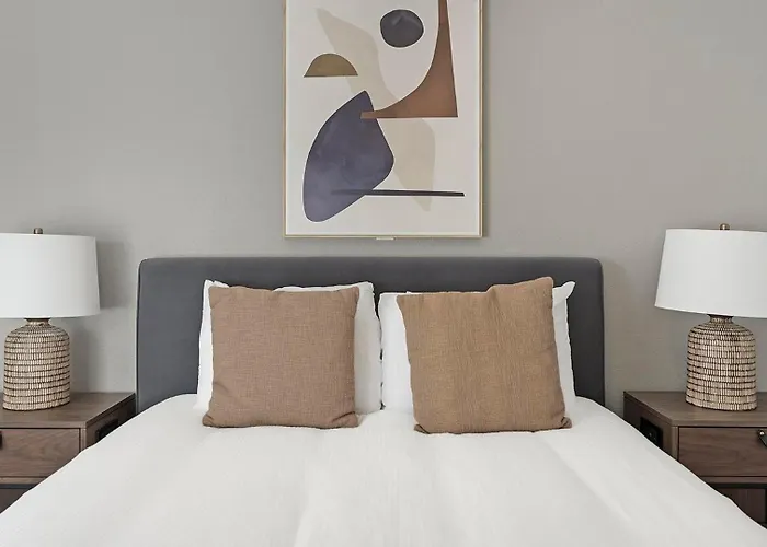 Landing Incredible Game Apartment Tempe