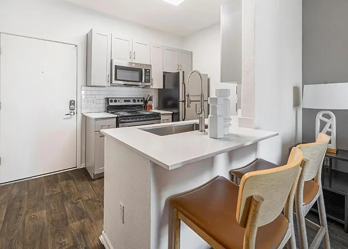 Landing Incredible Game Apartment
